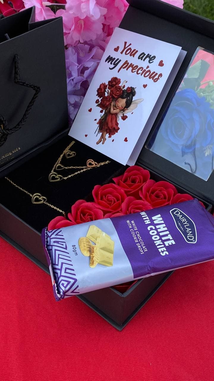 VALENTINES LADIES GIFT SET
